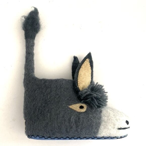 See Heart Felt Wool Felt Donkey Slippers Tails as pull-up Wool Felt Hand Crafted - Picture 6 of 10